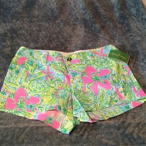 NWT coconut jungle Walsh Short